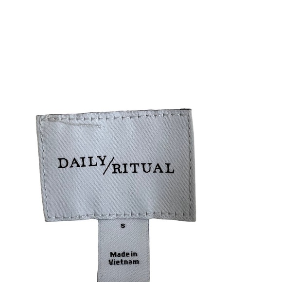 NWT Daily Ritual Women's Padded Belted Puffer Cream 3/4 Length Jacket Small - Picture 6 of 8